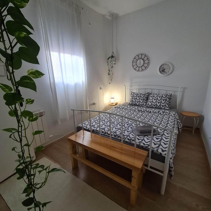 Sobe Divna Otel Velika Mlaka Dış mekan fotoğraf